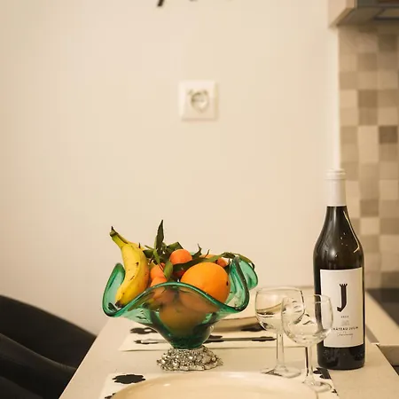 Ferienwohnung Modern Loft 10Mins From Thessaloniki Centre Exterior foto
